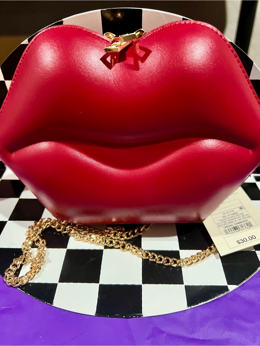 a new day Red Lip-Shaped Crossbody with Gold Chain